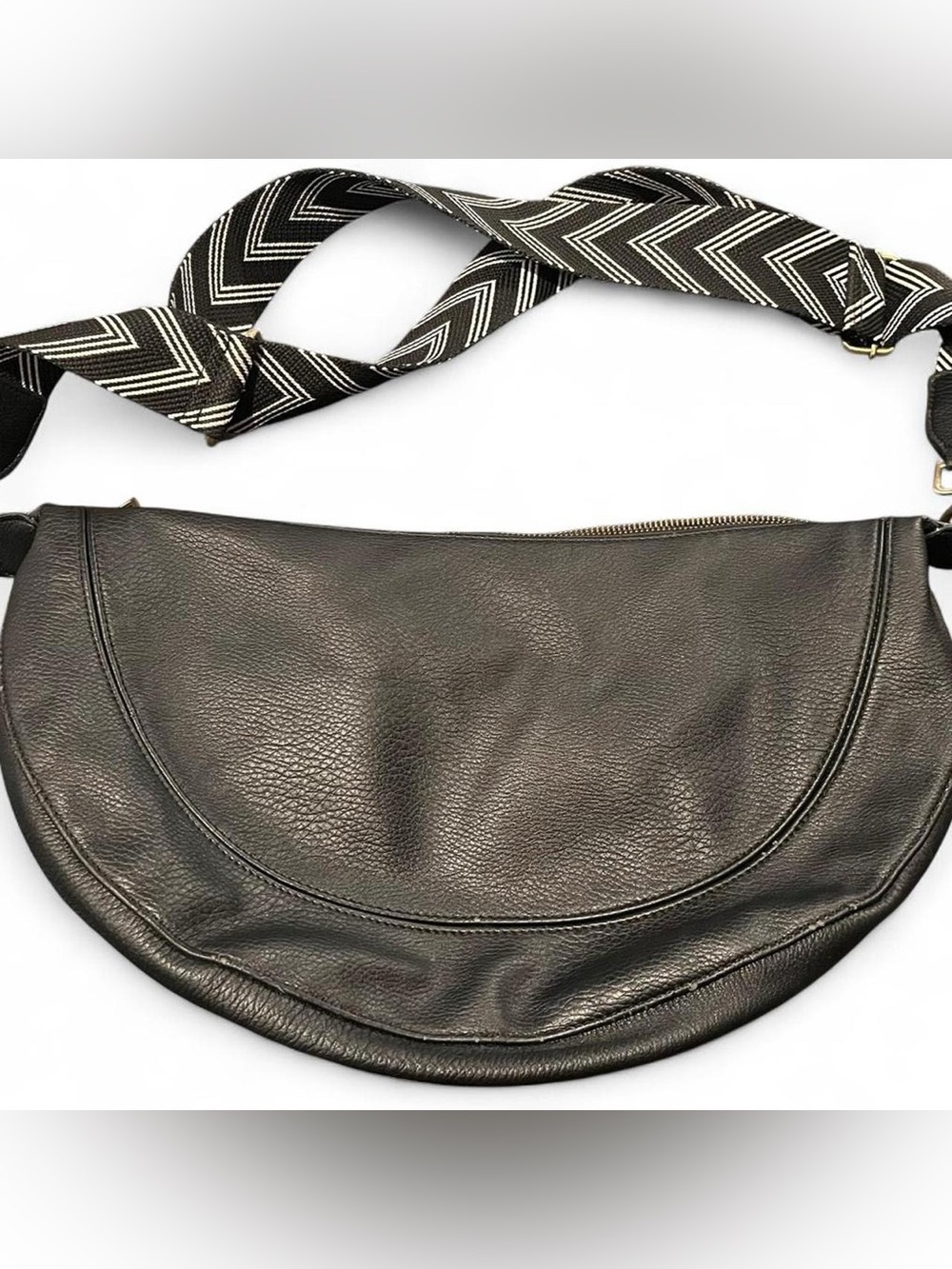Anthropologie Urban Originals Luna Crescent Crossbody Bag Black Chevron Strap